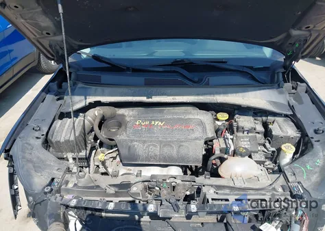 2018 Jeep Compass Limited 4X4 z USA, uszkodzony, nr VIN 3C4NJDCBXJT281445